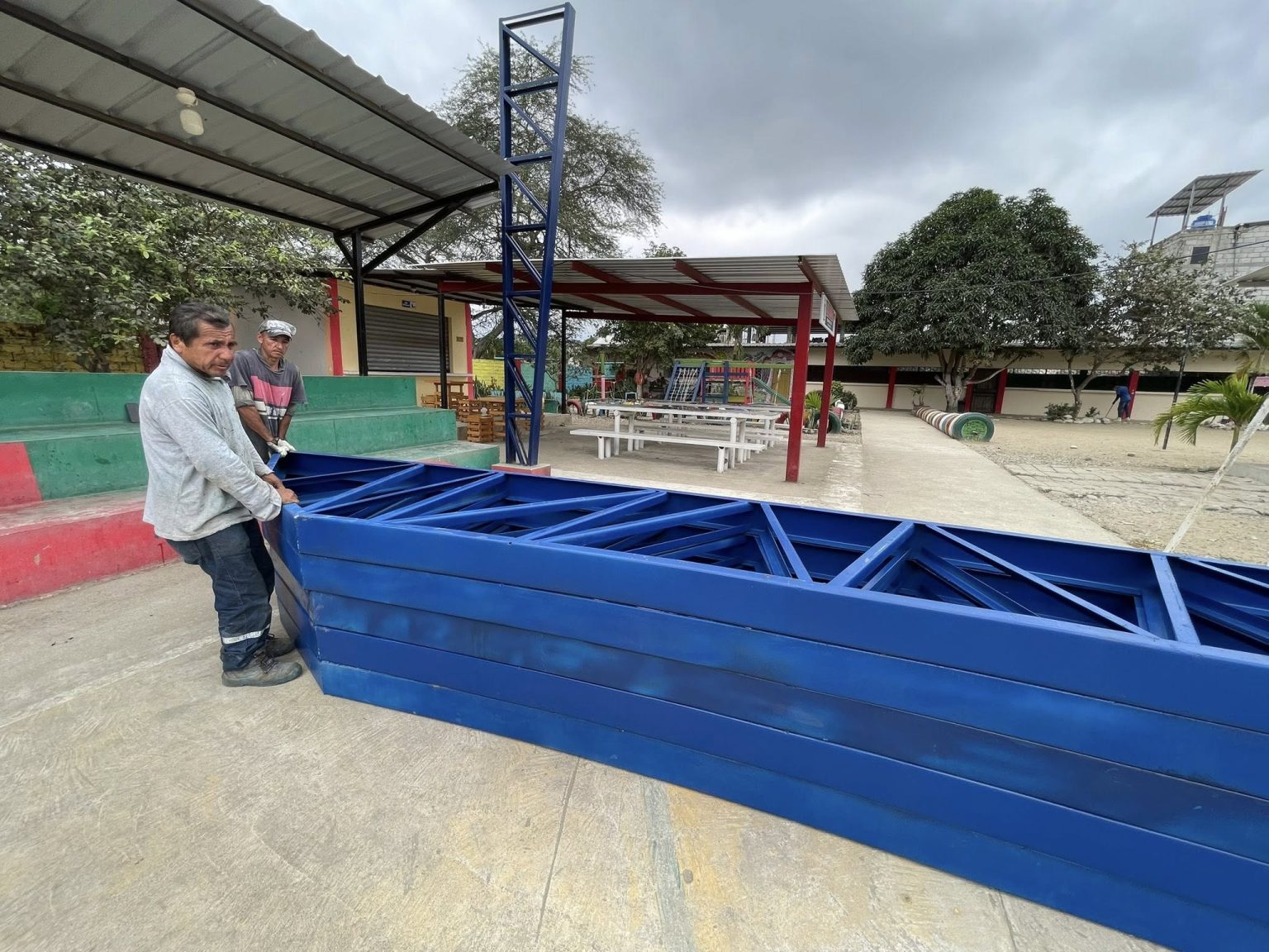 584311210_765559313213807_3126403193928694028_n