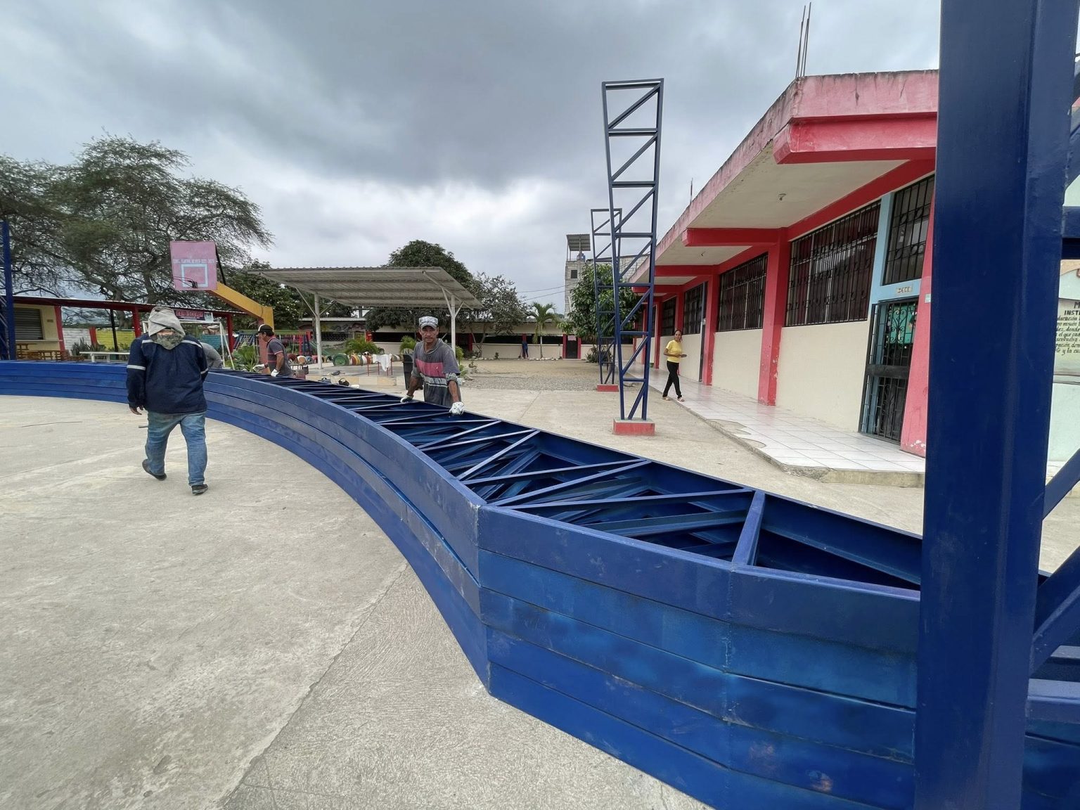 586592295_765559233213815_4271676194174028869_n