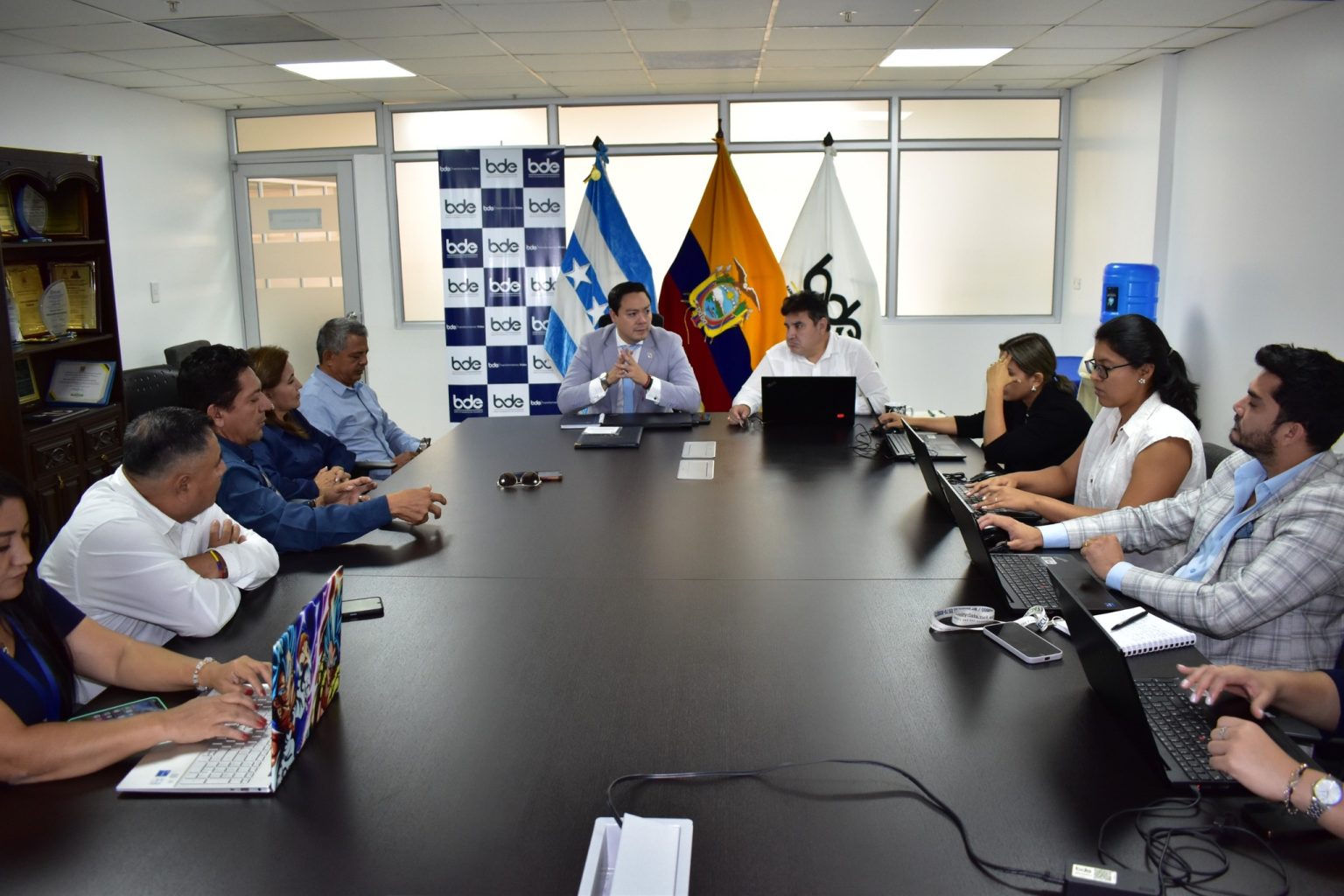 596227901_779857195117352_2561632454124772385_n