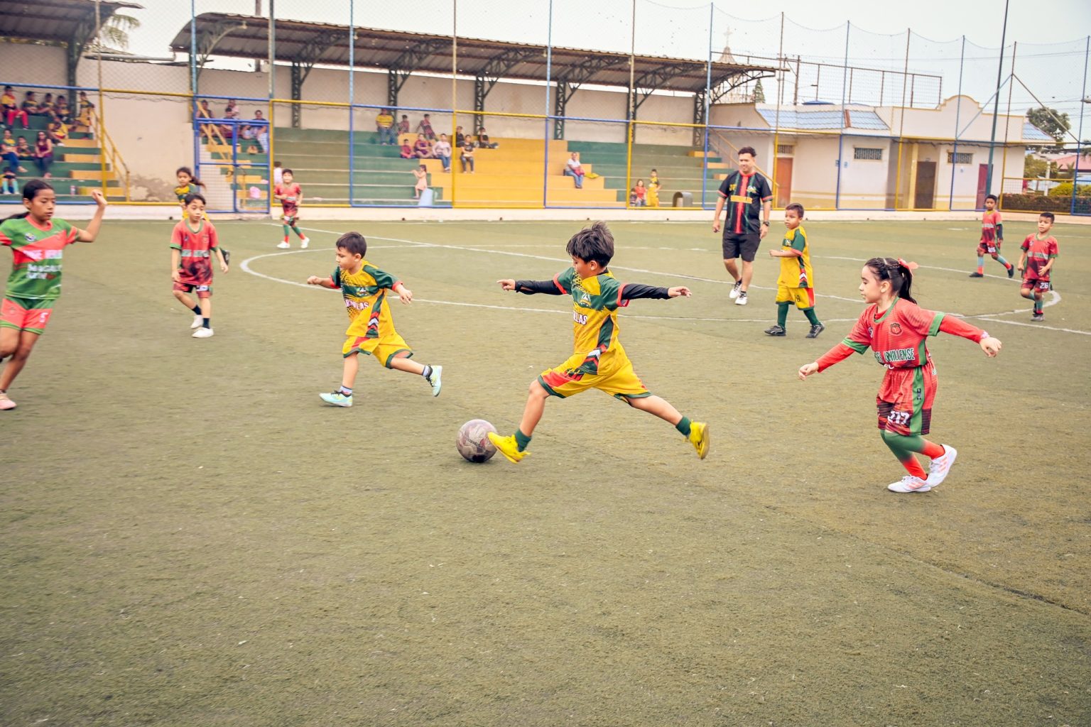 619222903_811212551981816_6984775155878003084_n